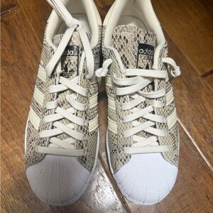 Adidas Tan and White Athletic Shoes with Textured Upper